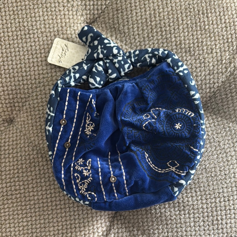 Free People Blue Kids Headband with Elephant Pattern
